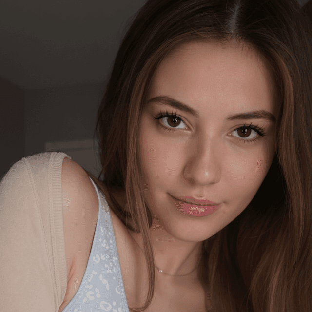 Madi Moon 's profile avatar