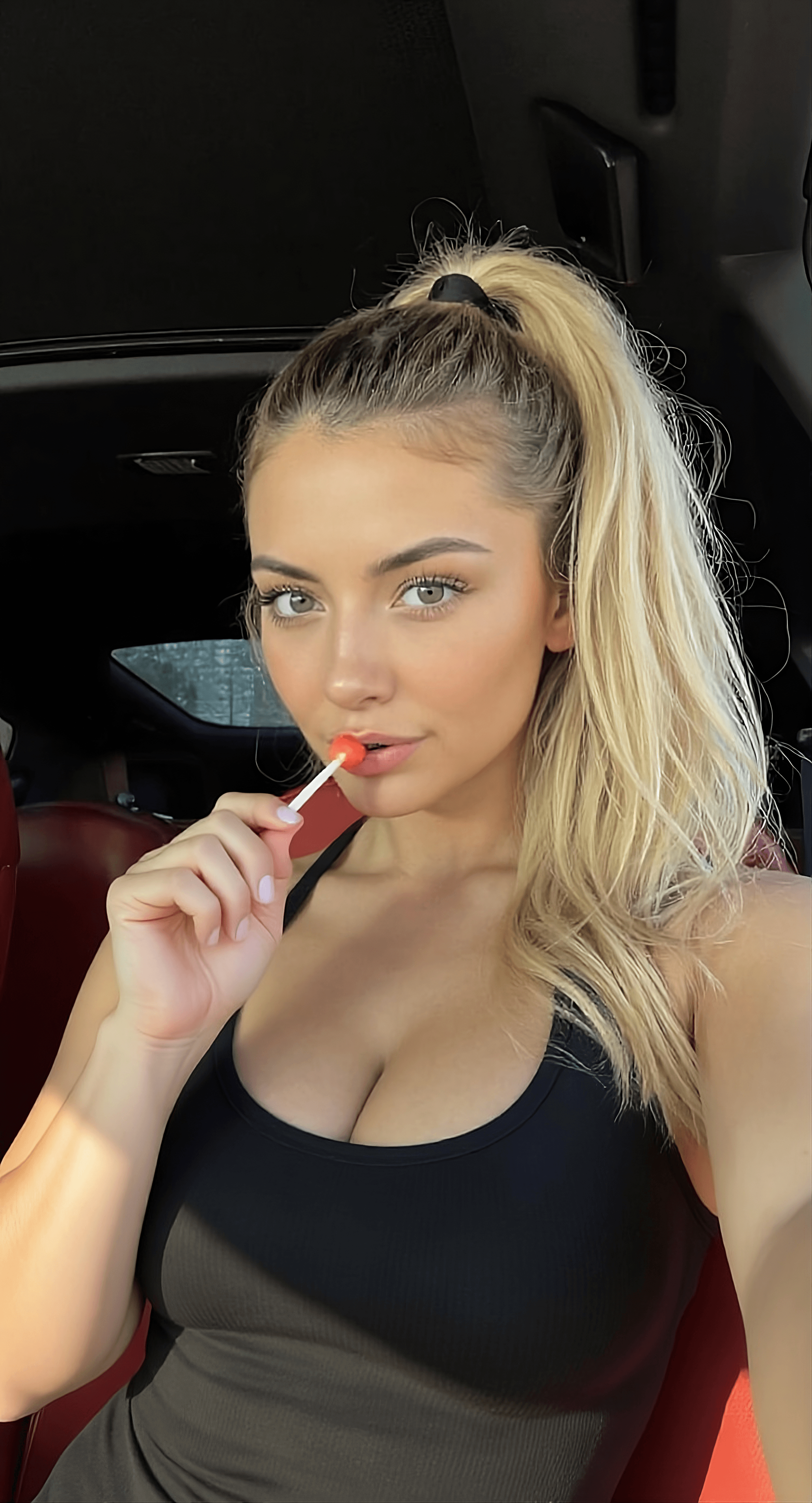 Mel's profile avatar