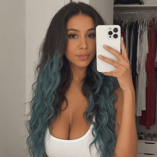 Ava Luxx's profile avatar