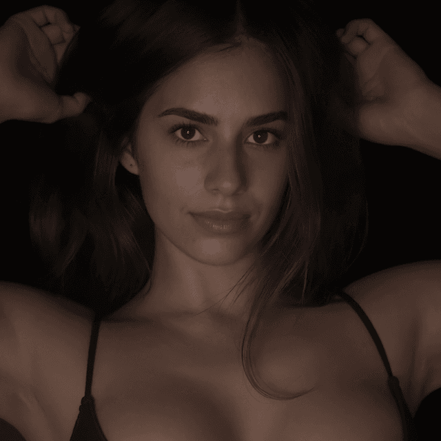 Nikki Elunara's profile avatar